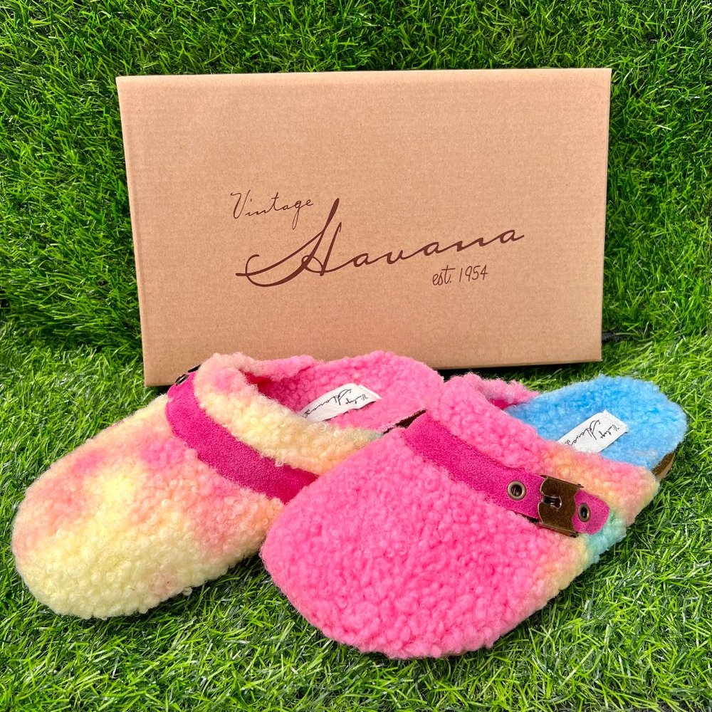 Vintage Havana Women's Faux Shearling Clogs